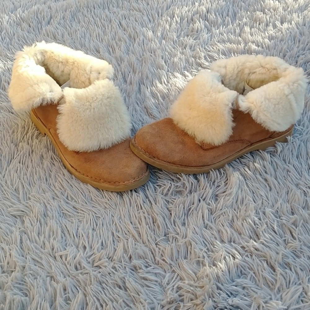 UGG Chestnut Sheepskin Quincy Lace Up Combat Winter Fur Lined Boot